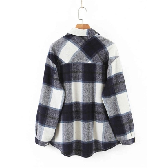 PLUS Plaid round hem shacket button up jacket - Picture 8 of 15